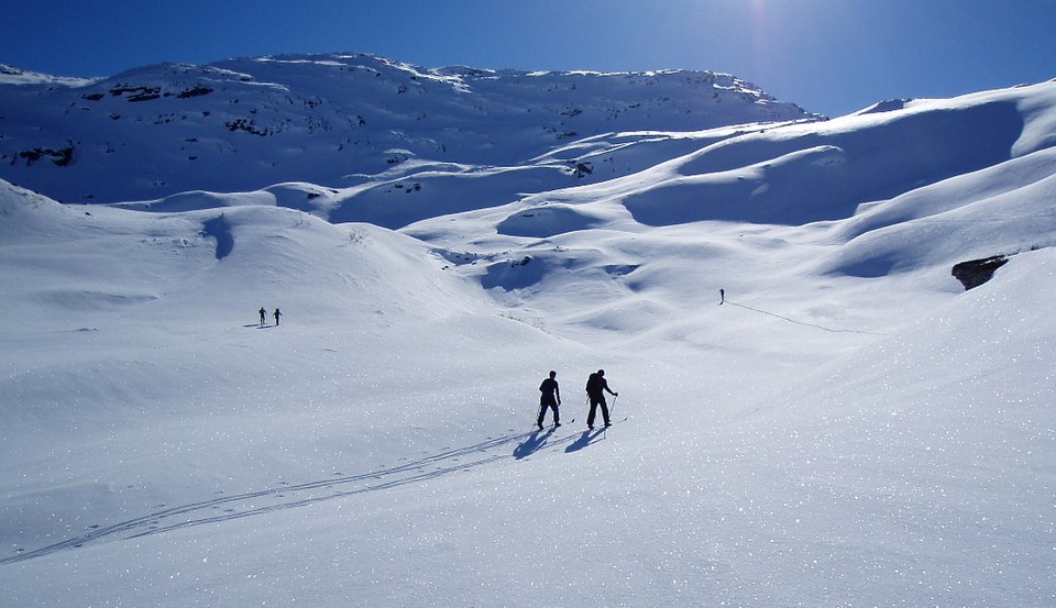 Edge of Glory: The Rivalry That Redefined Alpine Skiing’s Golden Era