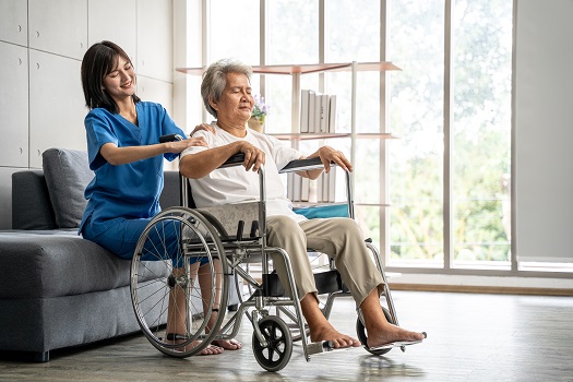 The Benefits of In Home Senior Care Wichita KS: Why More Families Are Choosing Personalized Support